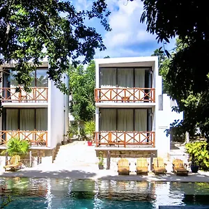 Hotel Casa Tortuga - Cenotes Park Inclusive *****
