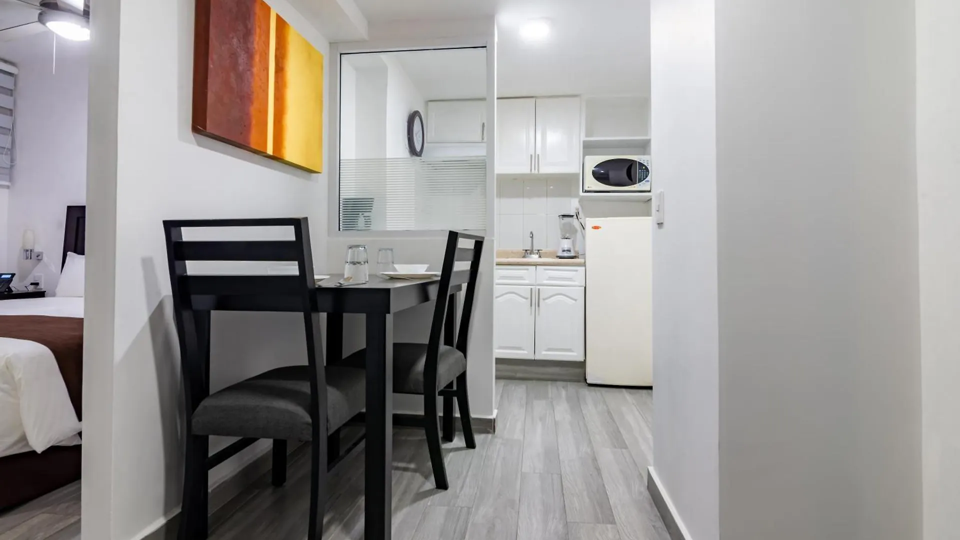 **** Aparthotel European Life Style Executive Suites Zapopan Mexico